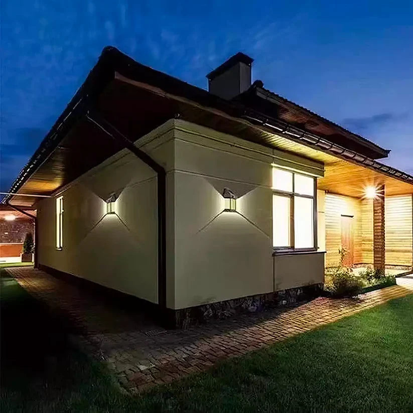 Set de 2 Lamparas SOLAR Vintage para exteriores® . Con sensor de movimiento e Impermeable